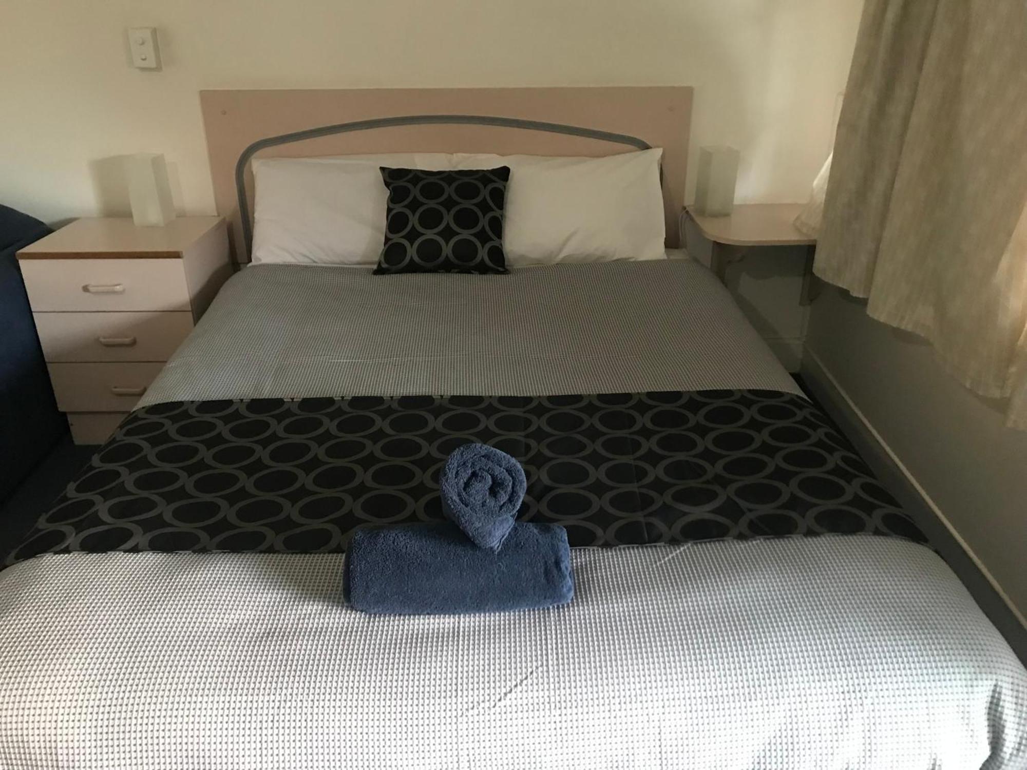 County Lodge Motor Inn Вест-Вайалонг Екстер'єр фото